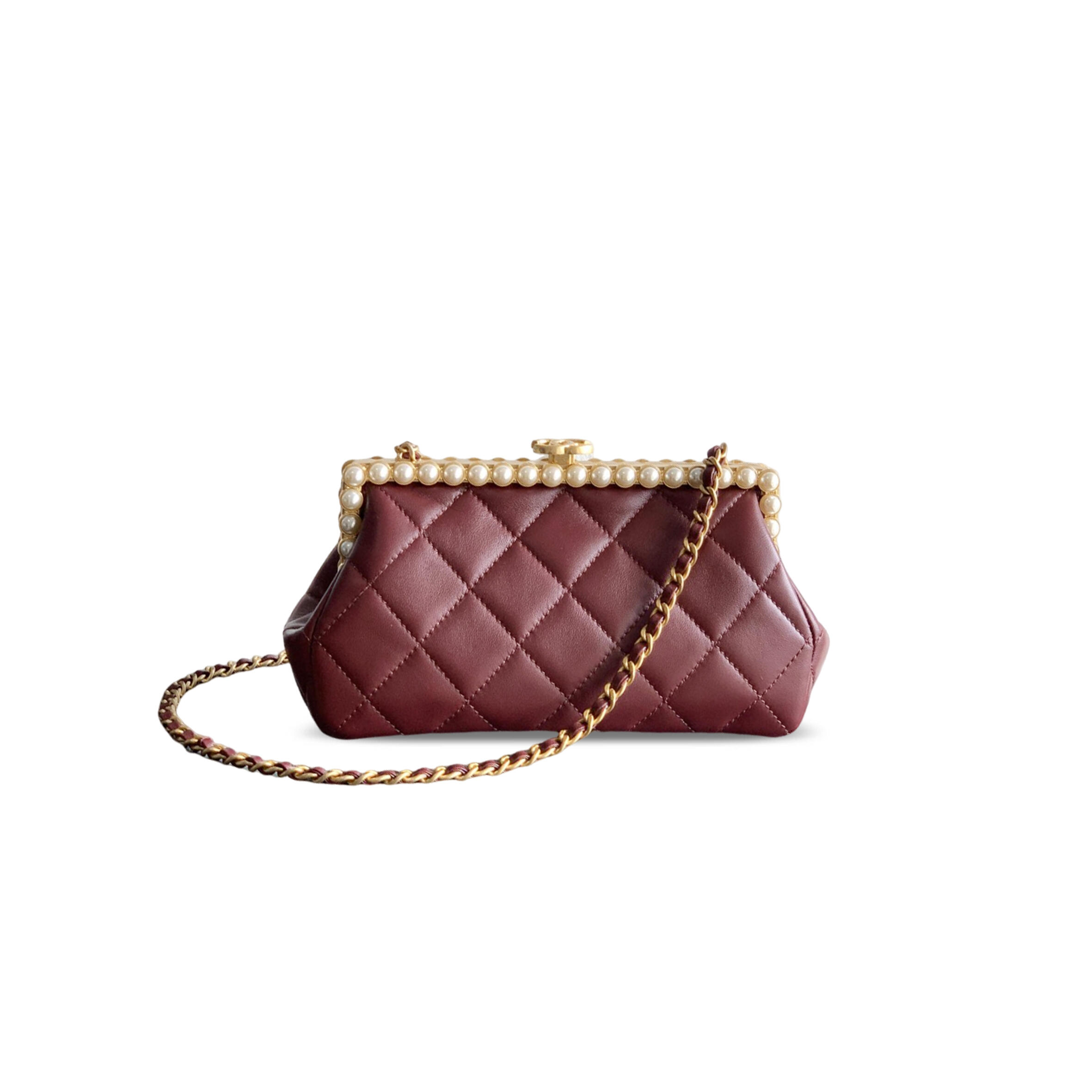 CHANEL MASTER 26C LAMBSKIN PEARLS CLUTCH AS5912 (20.5*10*7.5cm)